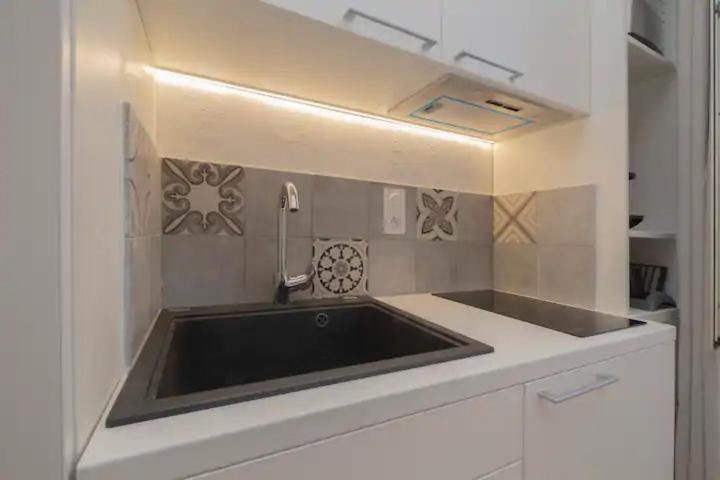 Design Suite Vieux Port Appartement Tout Equipe Climatise Marsiglia Esterno foto