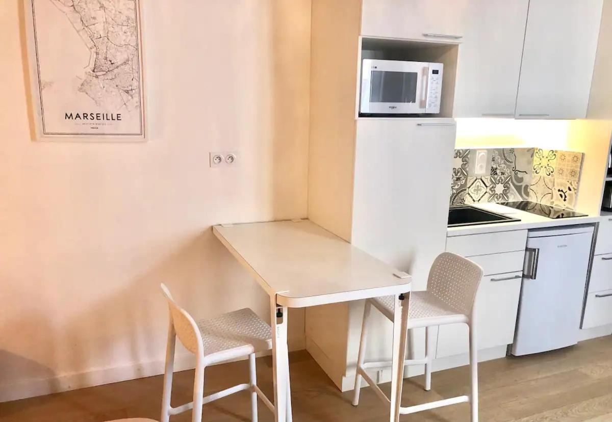 Design Suite Vieux Port Appartement Tout Equipe Climatise Marsiglia Esterno foto