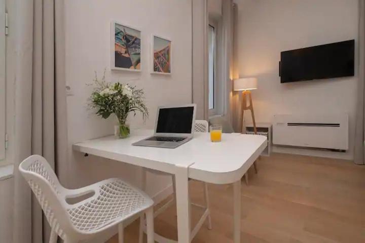 Design Suite Vieux Port Appartement Tout Equipe Climatise Marsiglia Esterno foto